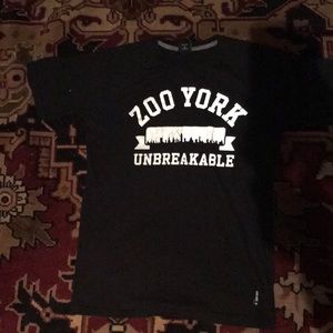 Mens Zoo York tee Sz M